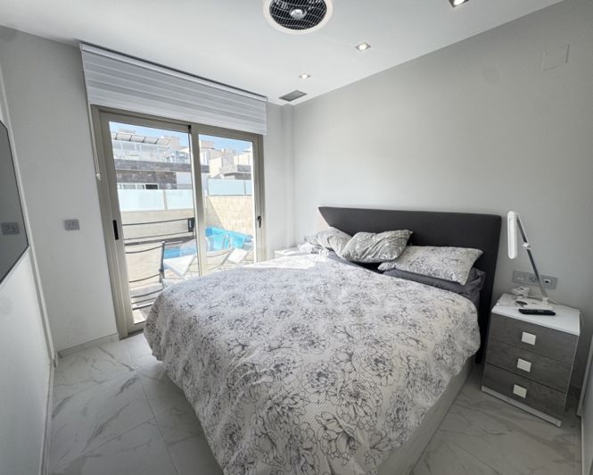 Image No.9-5 Bed Villa for sale