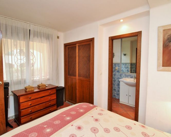 Image No.17-2 Bed Apartment for sale