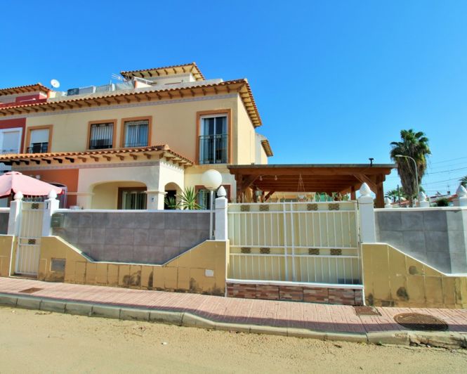 Image No.1-2 Bed Townhouse for sale