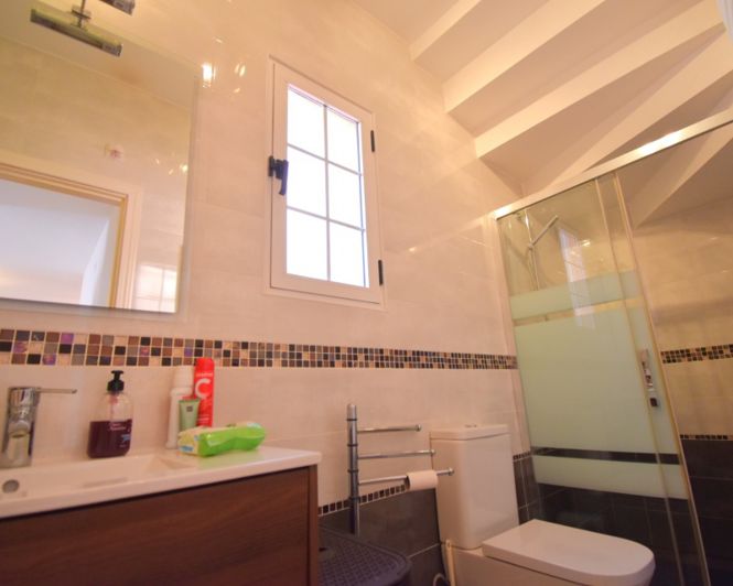 Image No.8-3 Bed Villa for sale