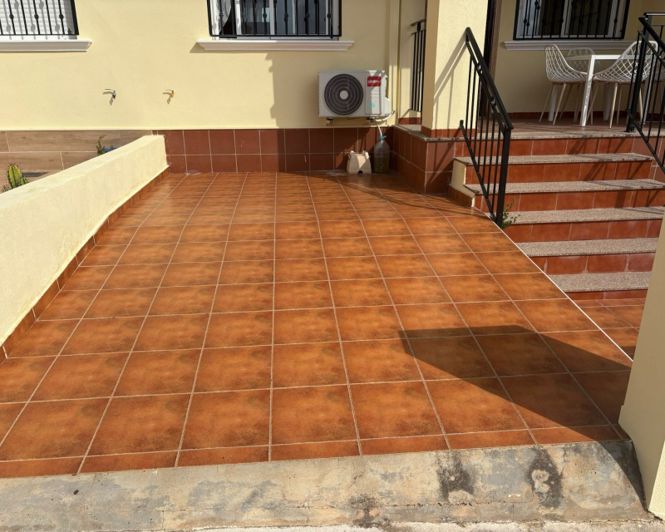 Image No.14-2 Bed Townhouse for sale