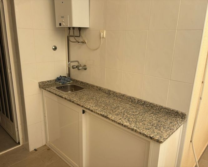 Image No.17-2 Bed Townhouse for sale