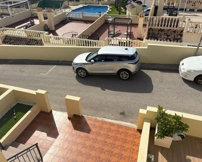 Image No.26-2 Bed Townhouse for sale