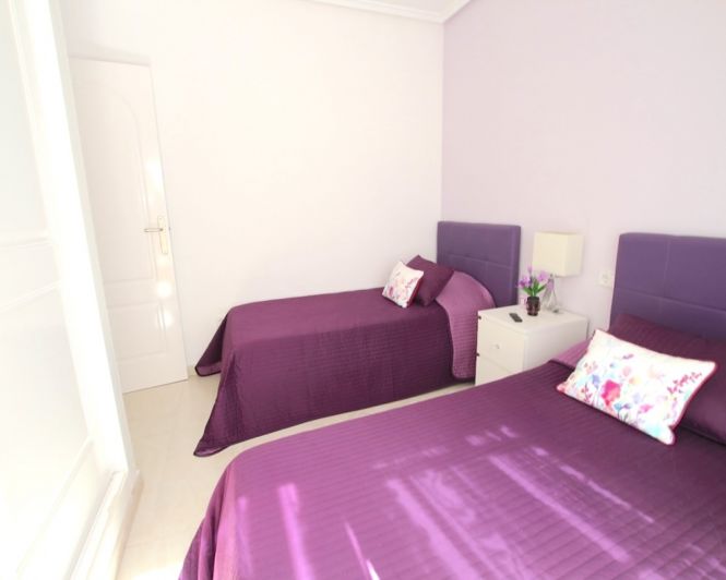 Image No.25-2 Bed Townhouse for sale