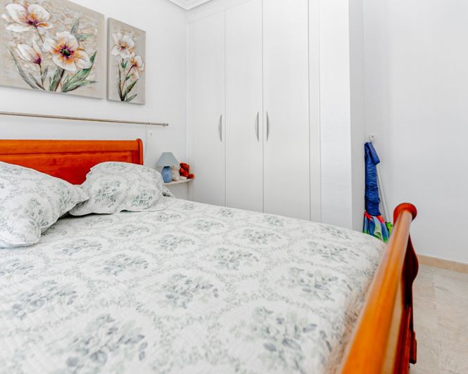 Image No.10-2 Bed Apartment for sale