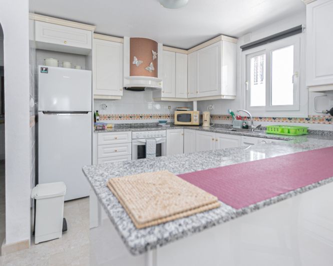 Image No.15-2 Bed Apartment for sale