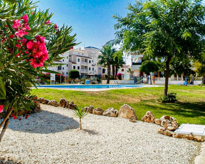 Image No.38-2 Bed Apartment for sale