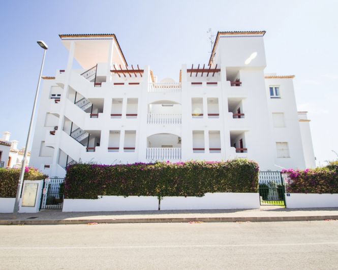 Image No.4-2 Bed Apartment for sale