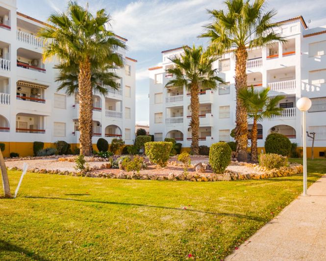 Image No.40-2 Bed Apartment for sale