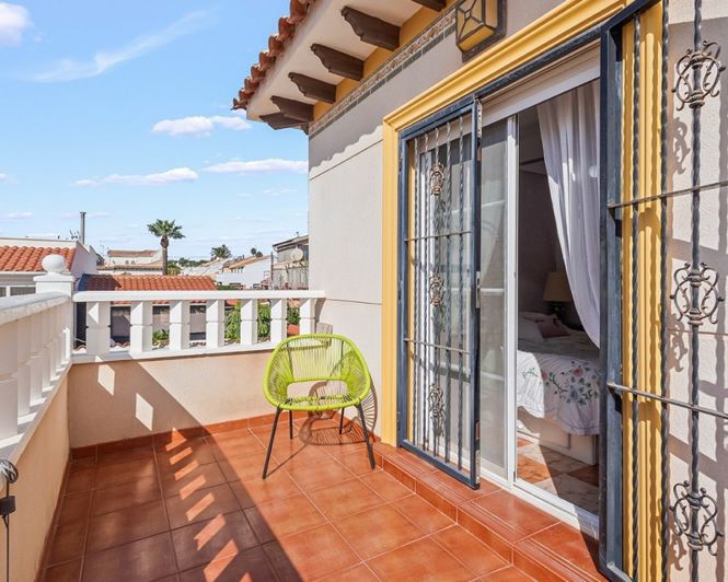 Image No.17-2 Bed Villa for sale