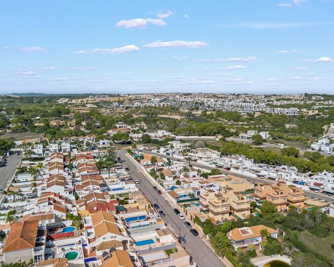 Image No.28-2 Bed Villa for sale