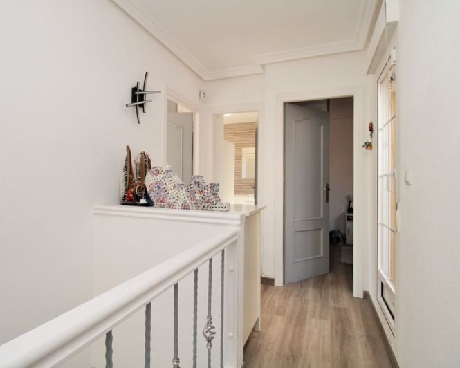 Image No.15-2 Bed Villa for sale