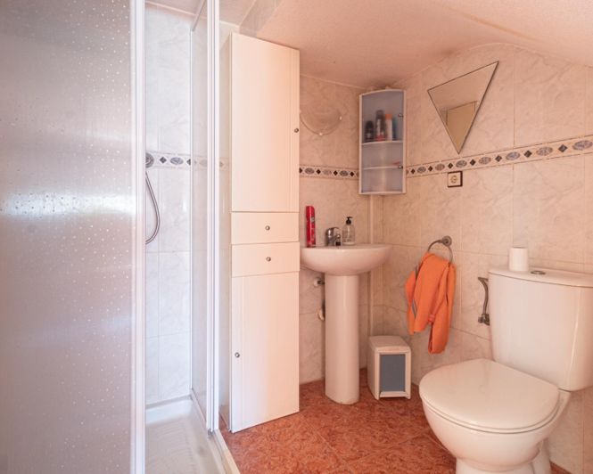 Image No.10-3 Bed Villa for sale