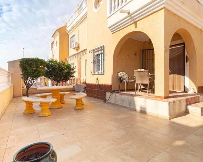 Image No.26-3 Bed Villa for sale