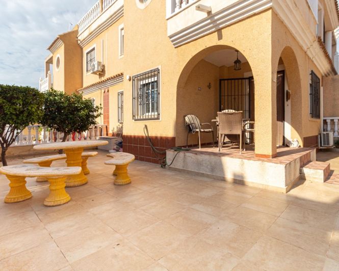 Image No.27-3 Bed Villa for sale