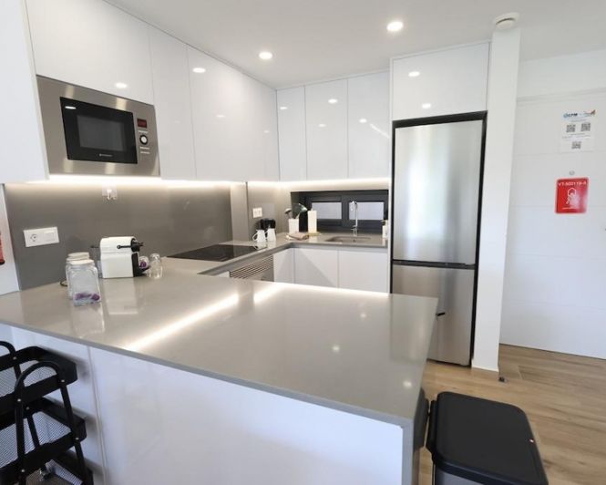 Image No.4-2 Bed Apartment for sale