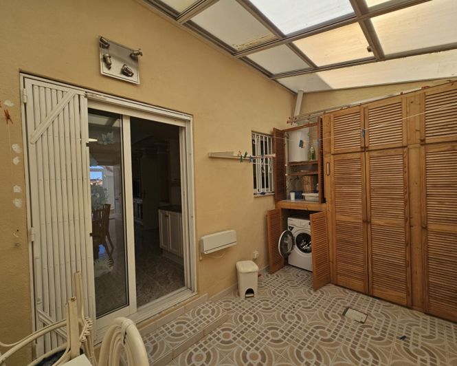 Image No.10-2 Bed Townhouse for sale