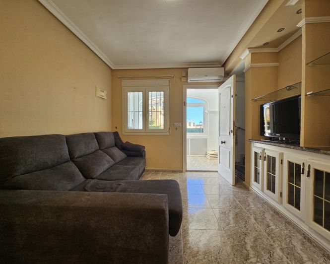 Image No.12-2 Bed Townhouse for sale