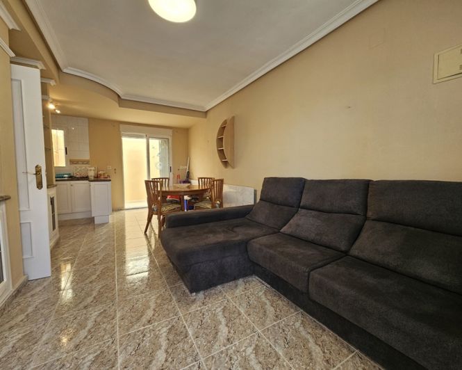 Image No.5-2 Bed Townhouse for sale