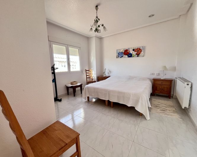 Image No.24-Villa de 4 chambres à vendre à La Zenia