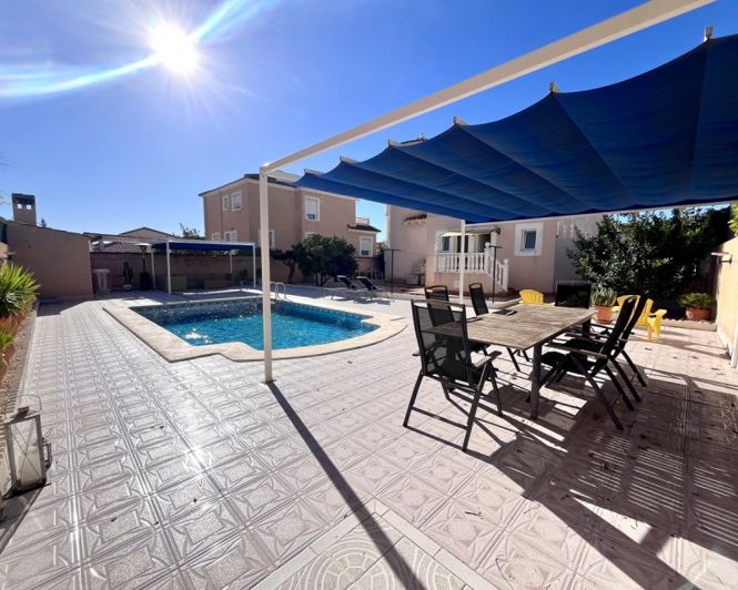 Image No.32-Villa de 4 chambres à vendre à La Zenia