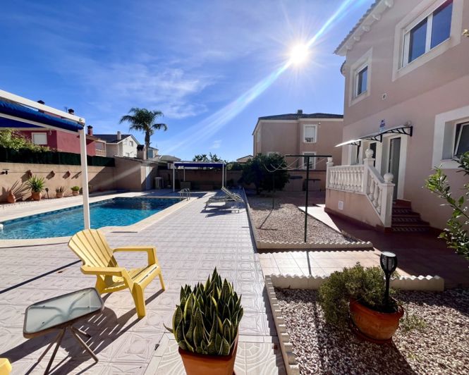 Image No.33-Villa de 4 chambres à vendre à La Zenia