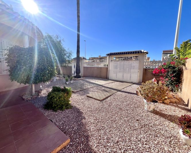 Image No.37-Villa de 4 chambres à vendre à La Zenia