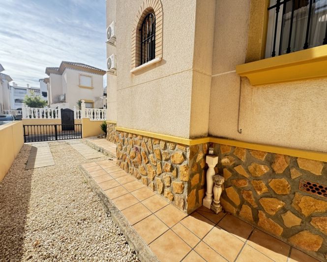 Image No.18-3 Bed Villa for sale