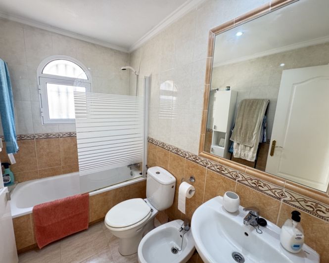 Image No.8-3 Bed Villa for sale