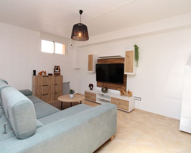 Image No.42-Villa de 4 chambres à vendre à San Miguel de Salinas