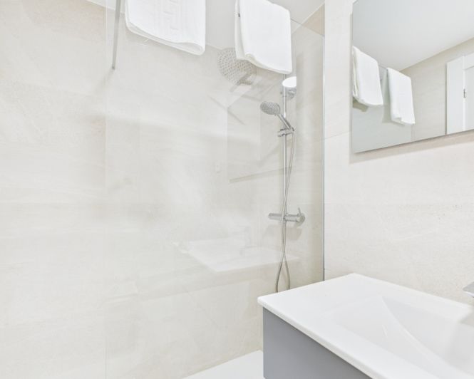 Image No.25-2 Bed Apartment for sale