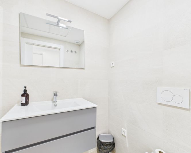 Image No.33-2 Bed Apartment for sale