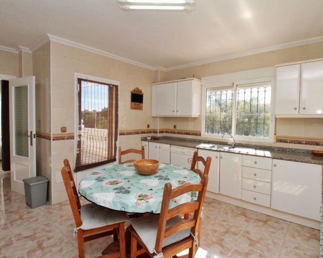 Image No.13-4 Bed Villa for sale