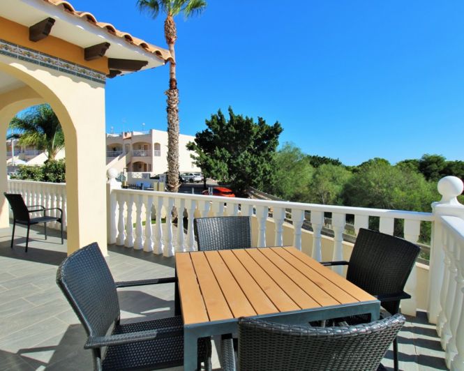 Image No.42-4 Bed Villa for sale