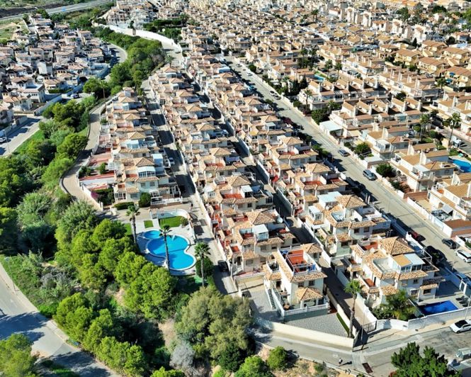 Image No.44-4 Bed Villa for sale