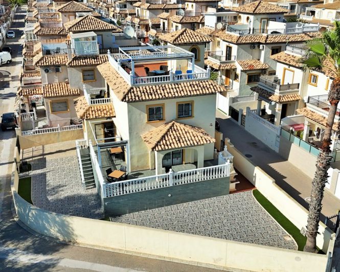 Image No.5-4 Bed Villa for sale