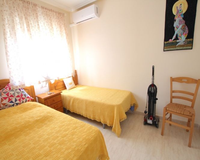 Image No.22-3 Bed Townhouse for sale