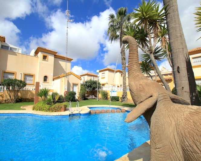 Image No.3-3 Bed Townhouse for sale