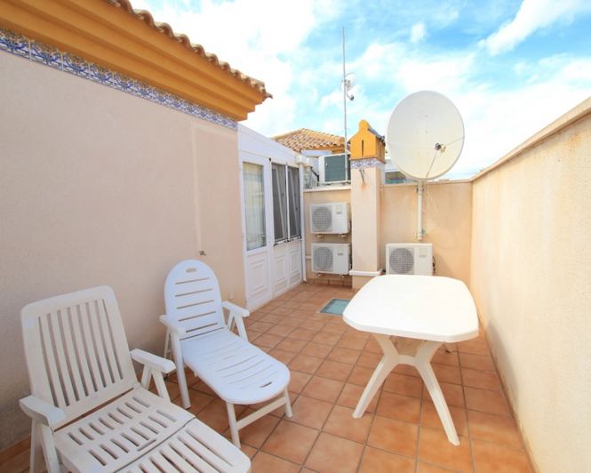 Image No.30-3 Bed Townhouse for sale