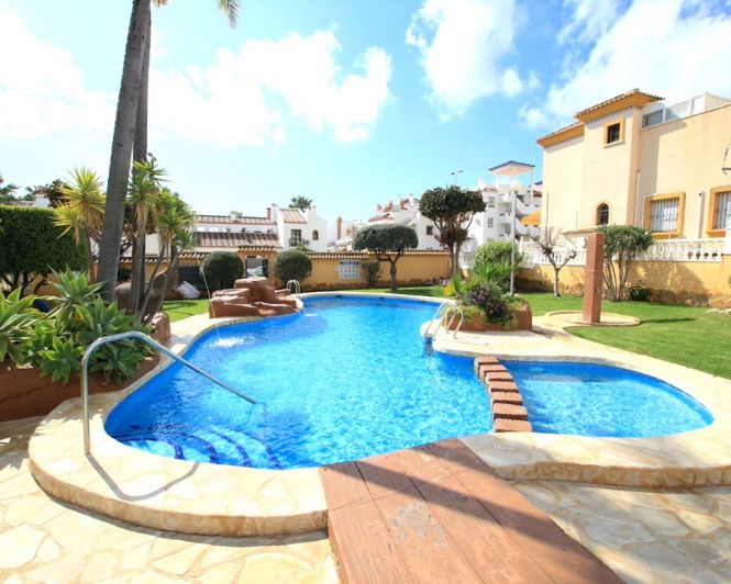 Image No.4-3 Bed Townhouse for sale