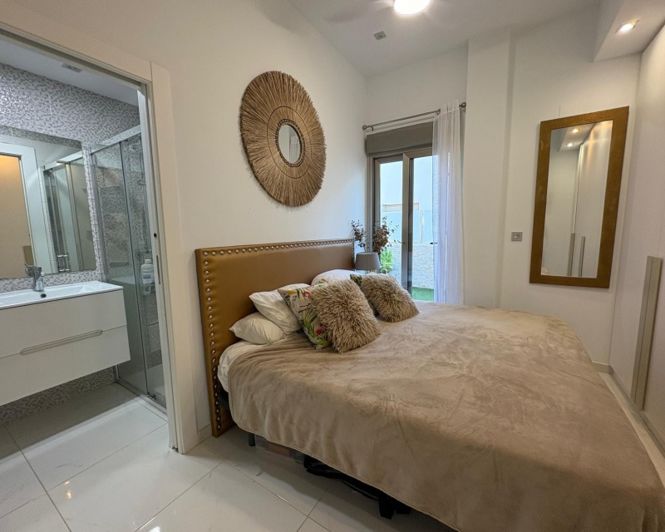 Image No.11-4 Bed Villa for sale