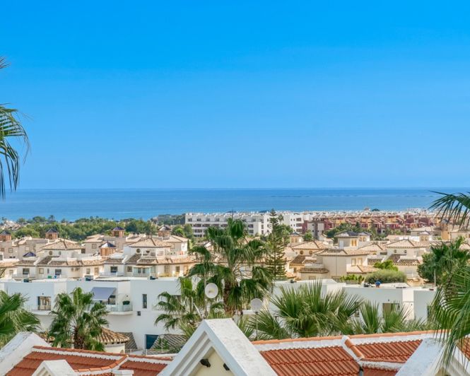 Image No.24-3 Bed Townhouse for sale