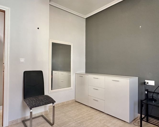 Image No.32-3 Bed Townhouse for sale