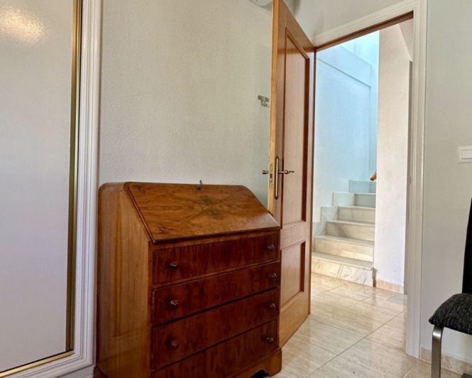 Image No.34-3 Bed Townhouse for sale