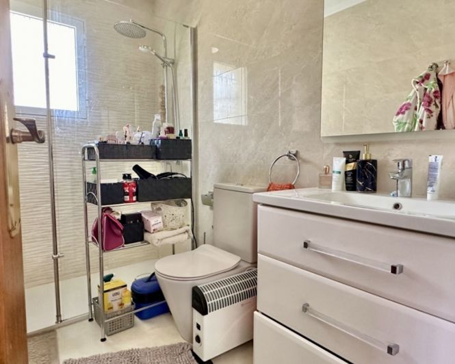 Image No.21-3 Bed Townhouse for sale