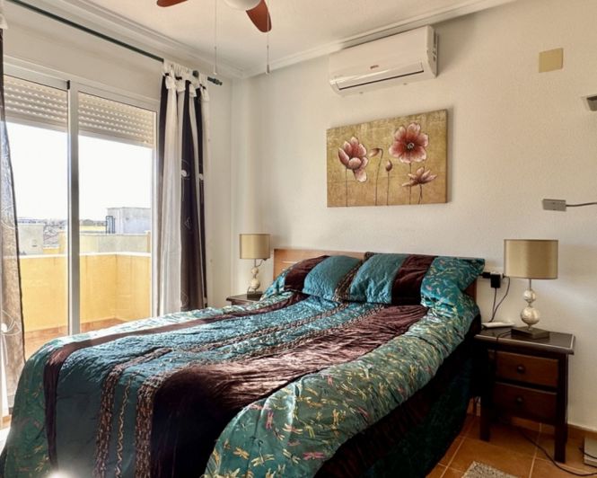 Image No.23-3 Bed Townhouse for sale