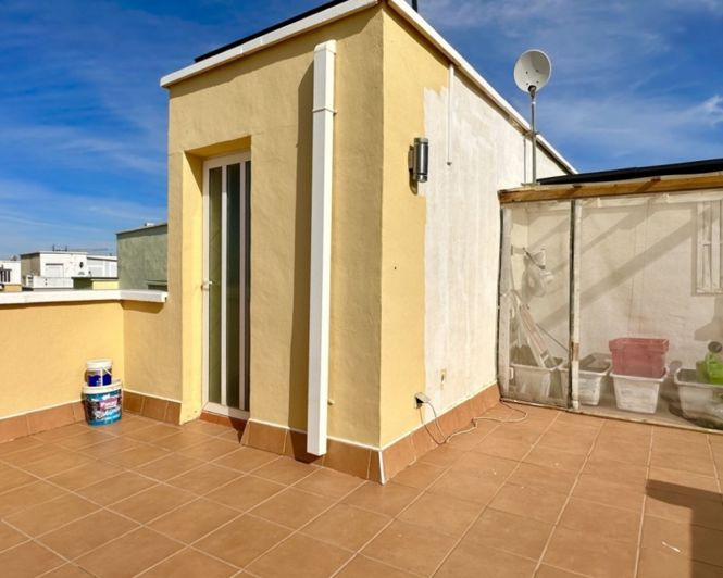 Image No.26-3 Bed Townhouse for sale