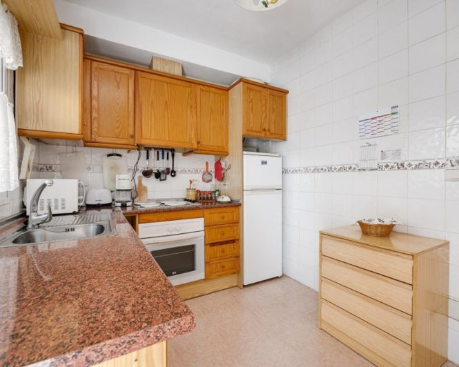 Image No.21-2 Bed Townhouse for sale