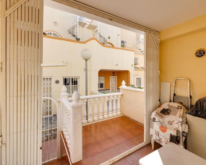 Image No.23-2 Bed Townhouse for sale