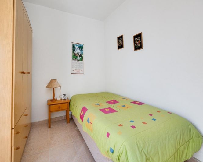 Image No.29-2 Bed Townhouse for sale